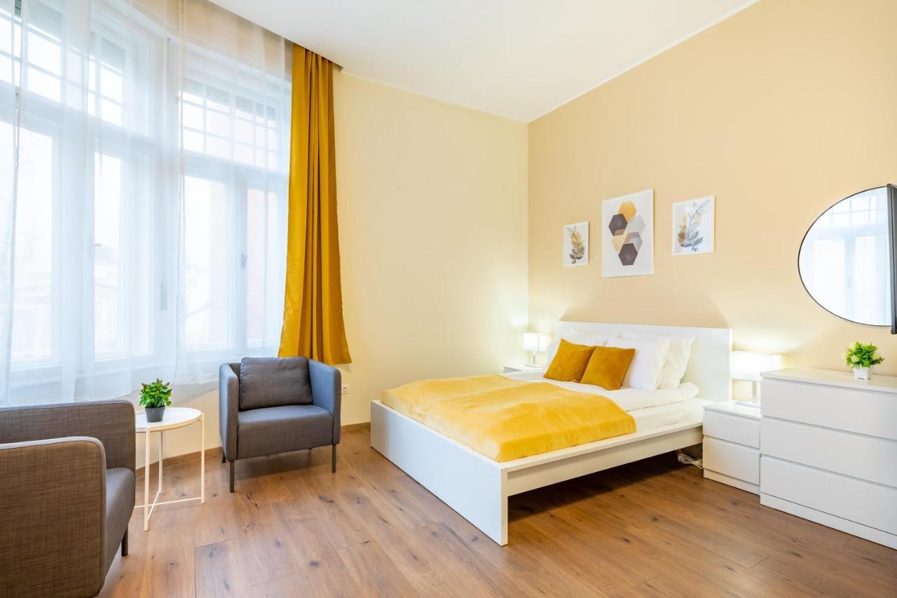 Super Central New Studio Budapest Ngoại thất bức ảnh
